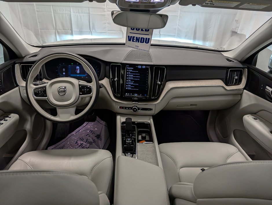 Volvo XC60 B6 AWD Plus - Bright 2023-12