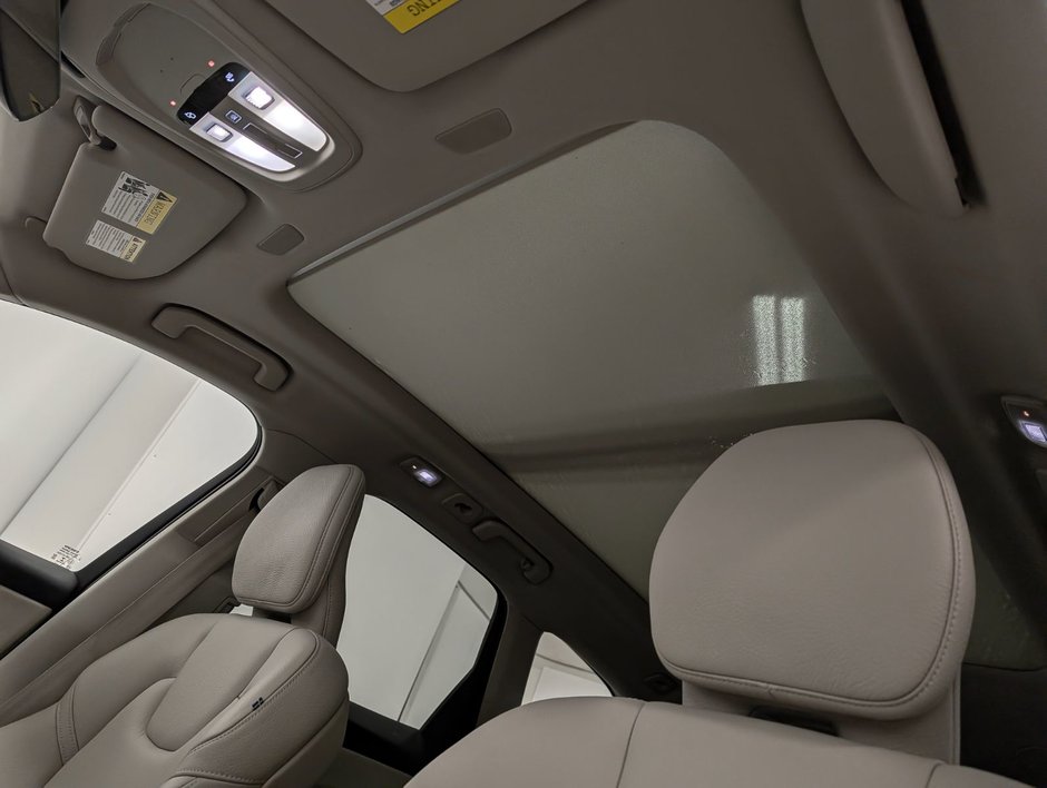 Volvo XC60 B6 AWD Plus - Dark 2023-10