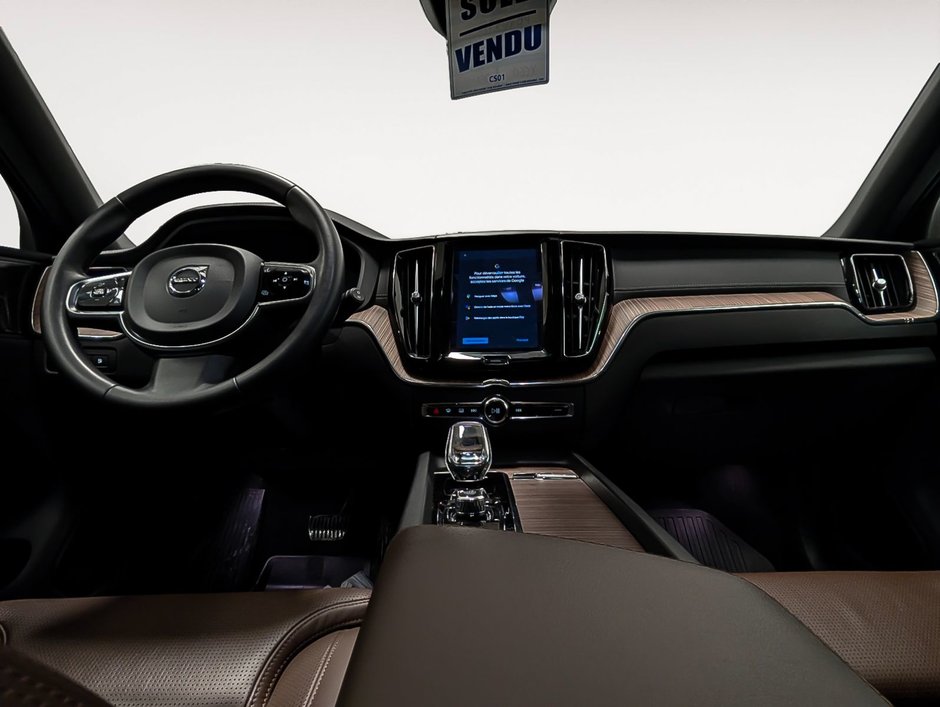 2023 Volvo XC60 Recharge Ultimate - Bright-11