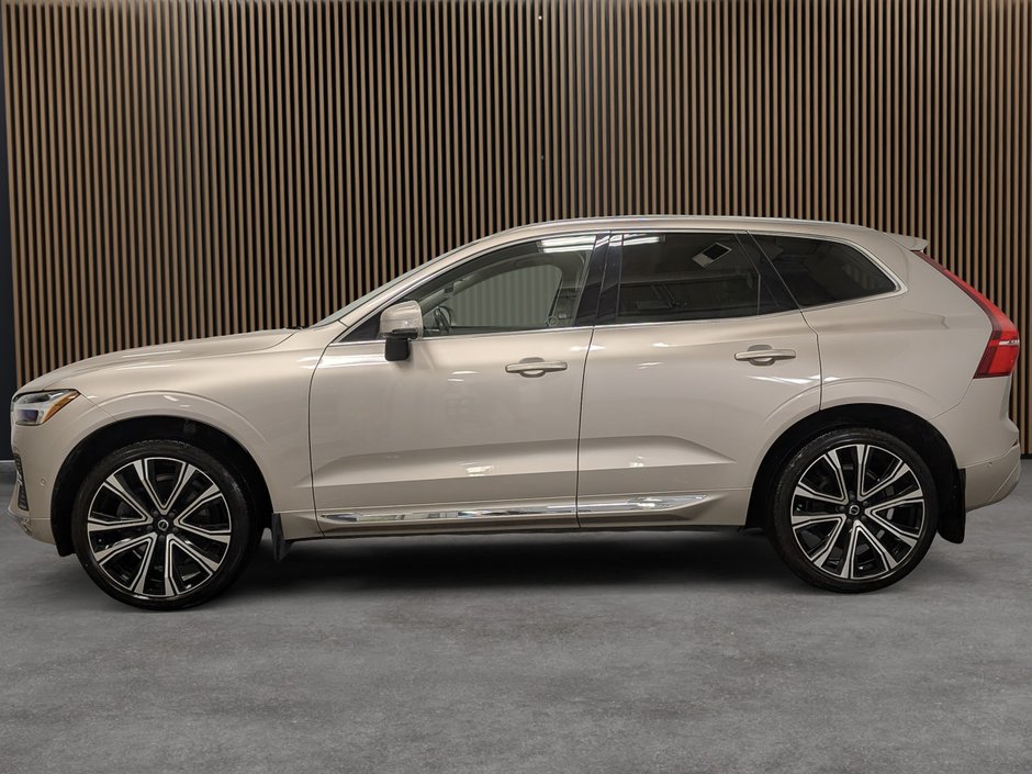 2023 Volvo XC60 B6 AWD Ultimate - Bright-1