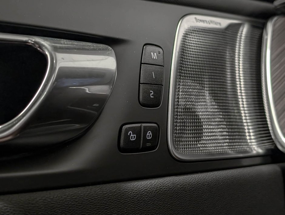 Volvo XC60 B6 AWD Ultimate - Bright 2023-22