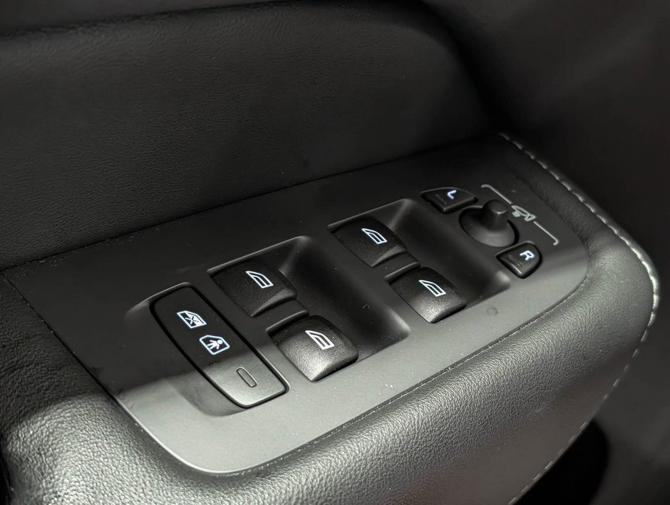 Volvo XC60 B6 AWD Ultimate - Bright 2023-23