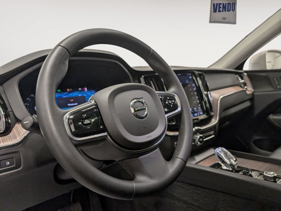 Volvo XC60 Recharge Ultimate - Bright 2023-9