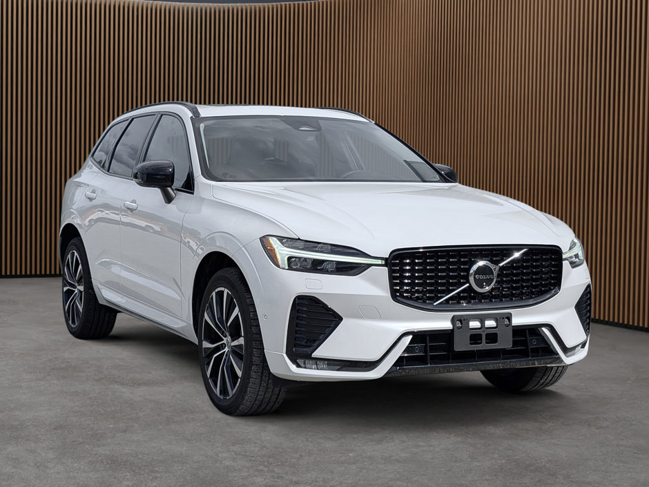 Volvo XC60 B5 AWD Plus Dark Theme 2024-3