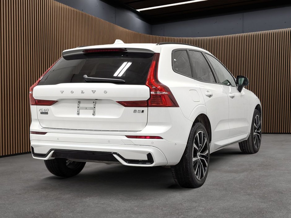 Volvo XC60 B5 AWD Plus Dark Theme 2024-5