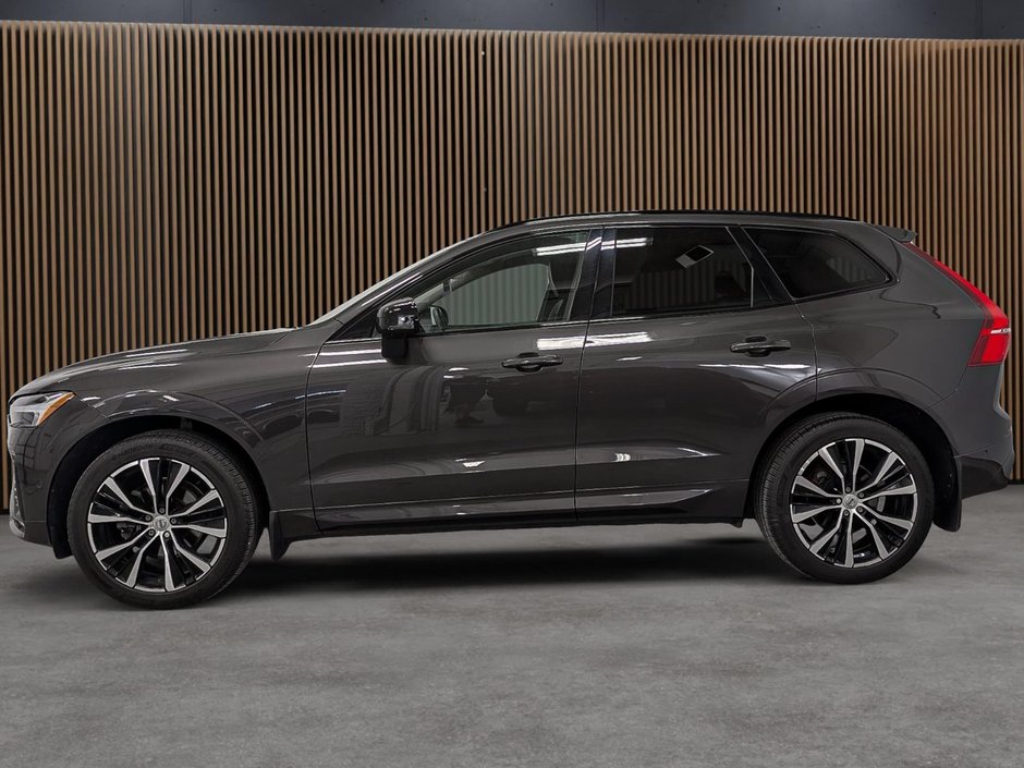 Volvo XC60 B5 AWD Plus Dark Theme 2024-5