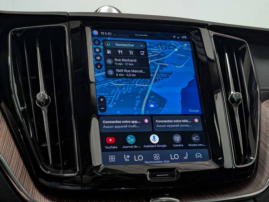 Volvo XC60 B5 AWD Ultimate Dark Theme 2024-15