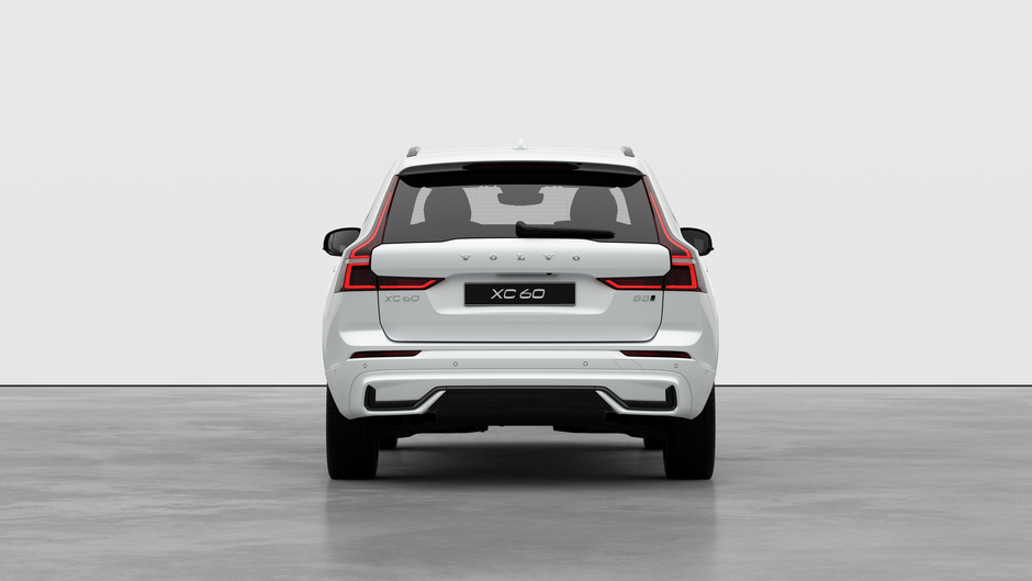 Volvo XC60 B5 AWD Plus Dark Theme 2026-5