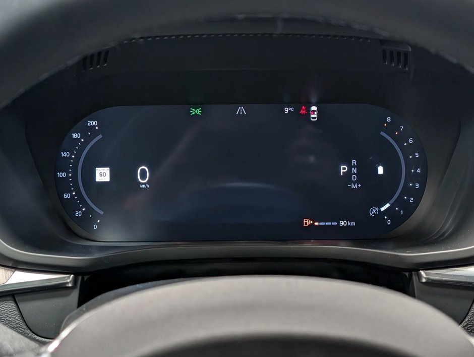 Volvo XC60 B5 AWD Plus Dark Theme 2026-18