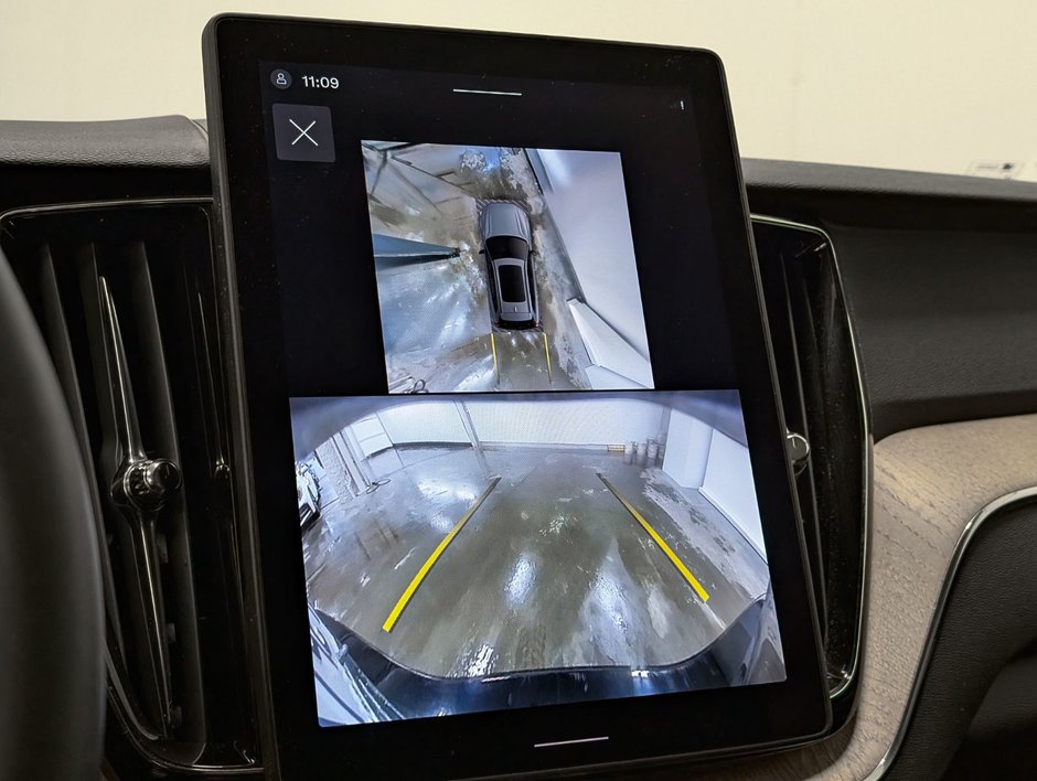 Volvo XC60 B5 AWD Plus Dark Theme 2026-13