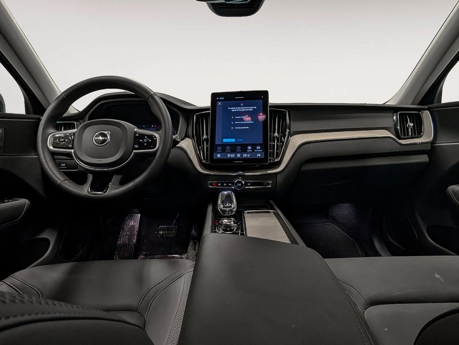 Volvo XC60 B5 AWD Plus Dark Theme 2026-10