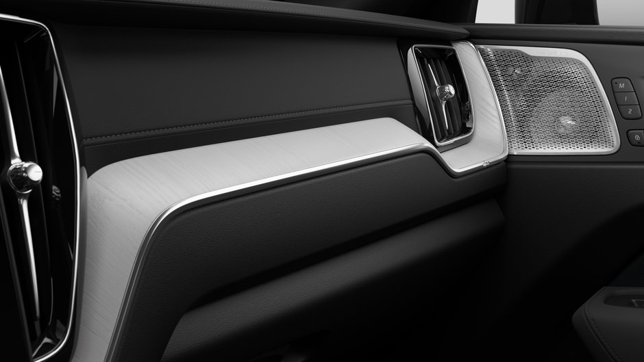 Volvo XC60 B5 AWD Ultra Dark Theme 2026-8