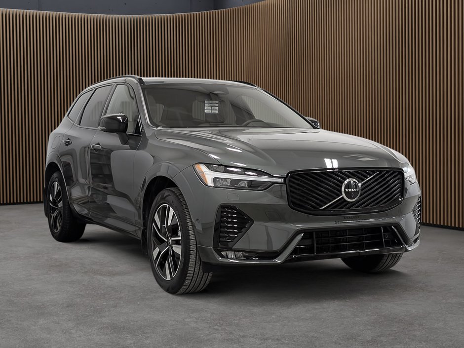 2026 Volvo XC60 B5 AWD Plus Dark Theme-6