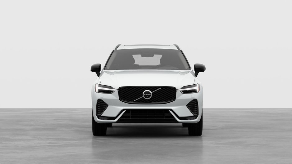 2026 Volvo XC60 B5 AWD Plus Dark Theme-4