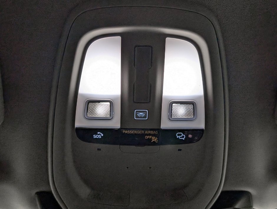 Volvo XC90 Plug-In Hybrid T8 AWD Ultra Bright Theme 7-Seater 2025-22