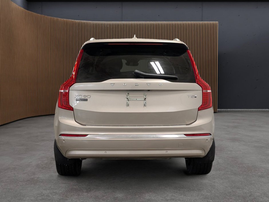 2025 Volvo XC90 Plug-In Hybrid T8 AWD Ultra Bright Theme 7-Seater-5