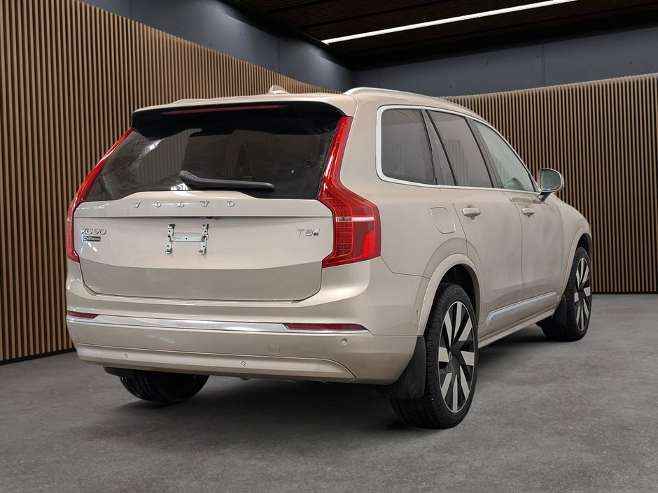 2025 Volvo XC90 Plug-In Hybrid T8 AWD Ultra Bright Theme 7-Seater-6