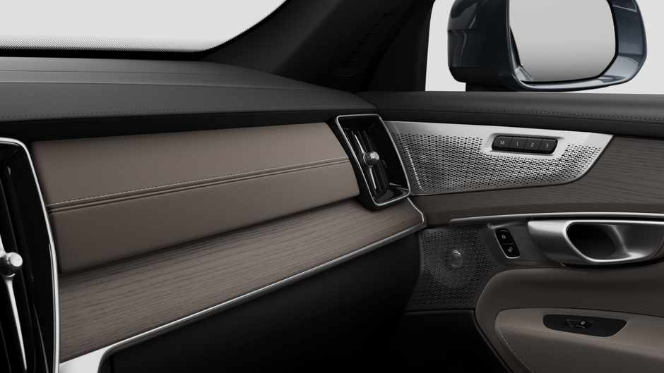 2026 Volvo XC90 Plug-In Hybrid T8 AWD Ultra Bright Theme 6-Seater-8