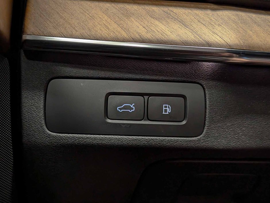 Volvo XC90 Recharge T8 eAWD PHEV Plus Bright Theme 7-Seater 2024-19