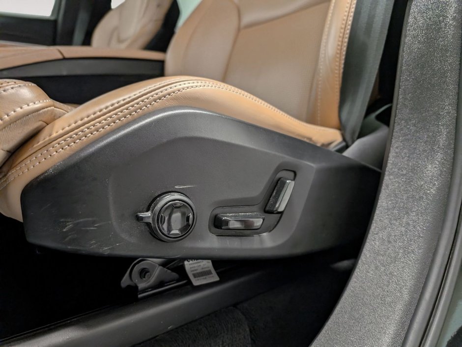 Volvo XC90 T6 AWD Inscription (7-Seat) 2022-9
