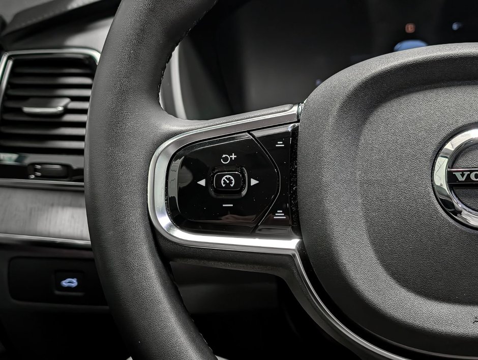 Volvo XC90 B6 AWD Ultimate Bright Theme 7-Seater 2024-19