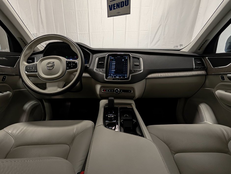 Volvo XC90 B6 AWD Core Bright Theme 7-Seater 2024-11