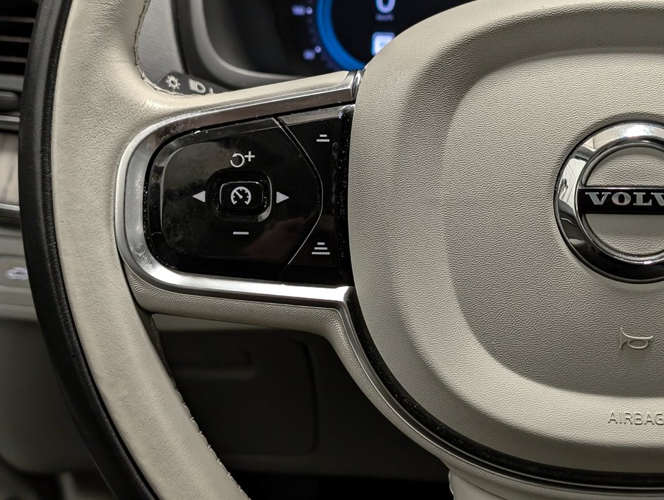 Volvo XC90 B6 AWD Core Bright Theme 7-Seater 2024-18