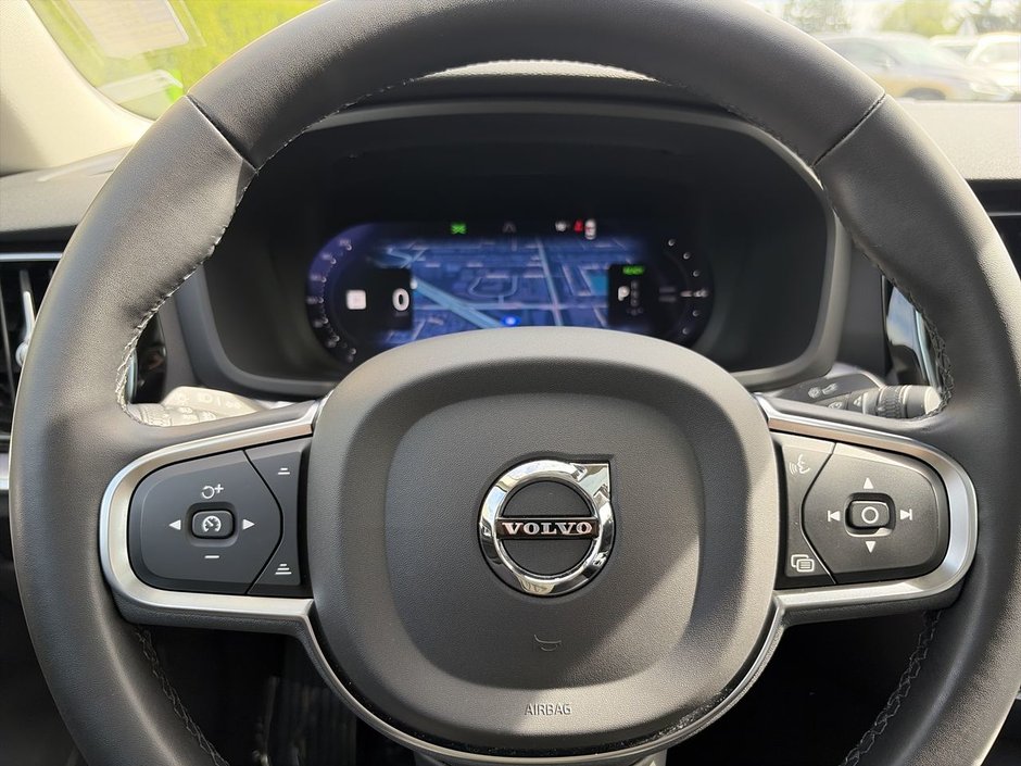 2024 Volvo S60 Recharge Core Dark Theme-21