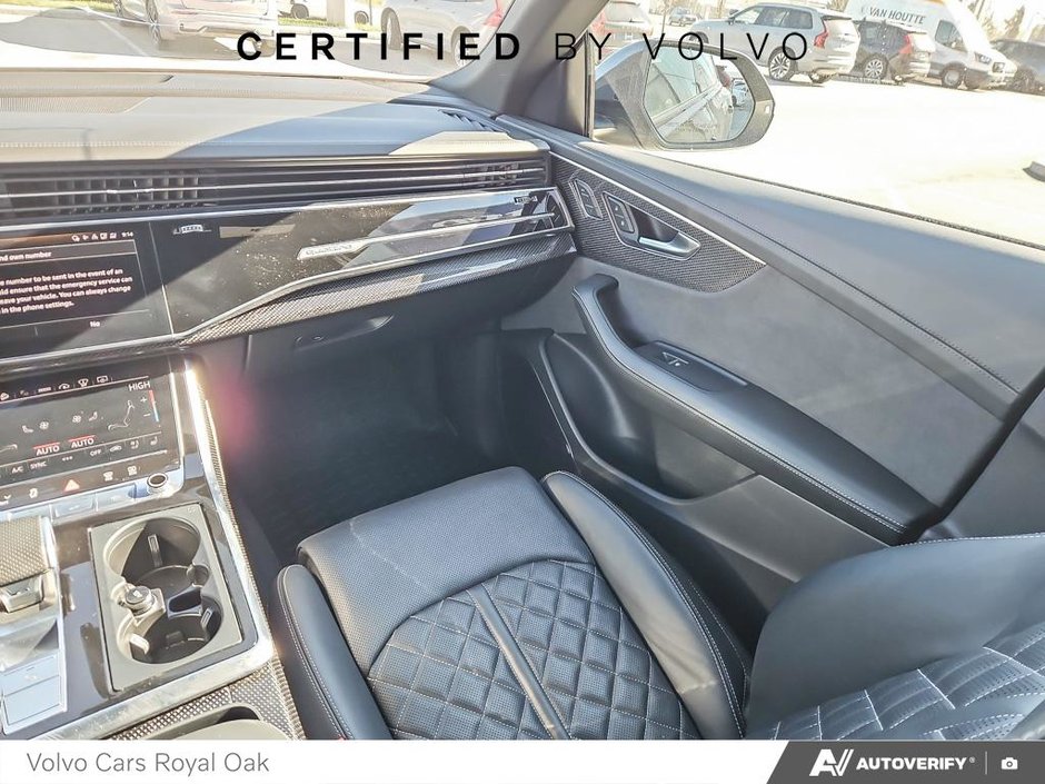 2023 Audi SQ8 BASE-24
