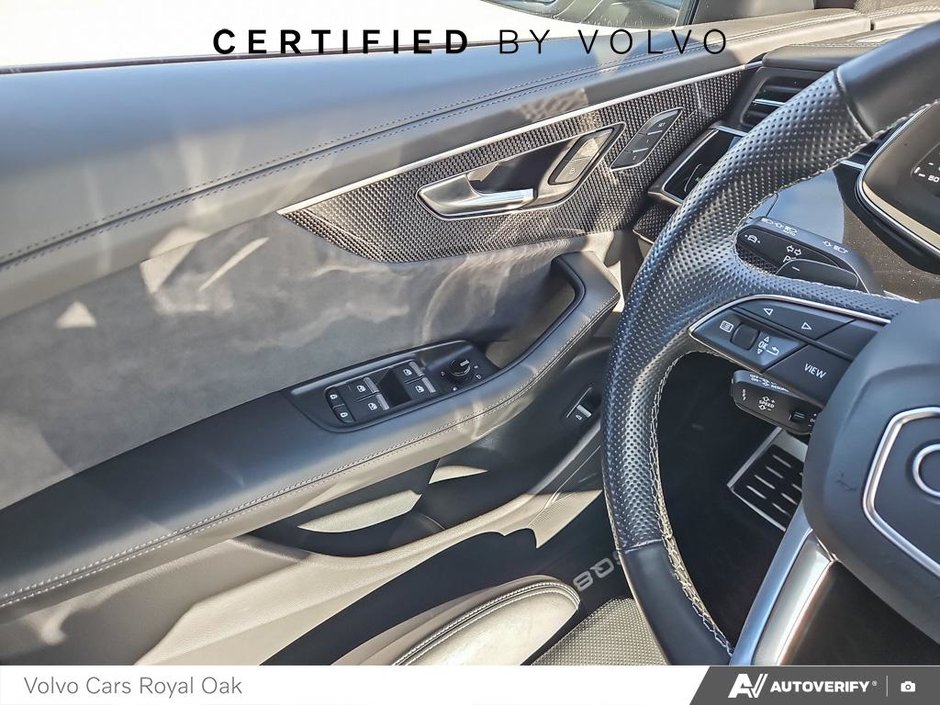 2023 Audi SQ8 BASE-16