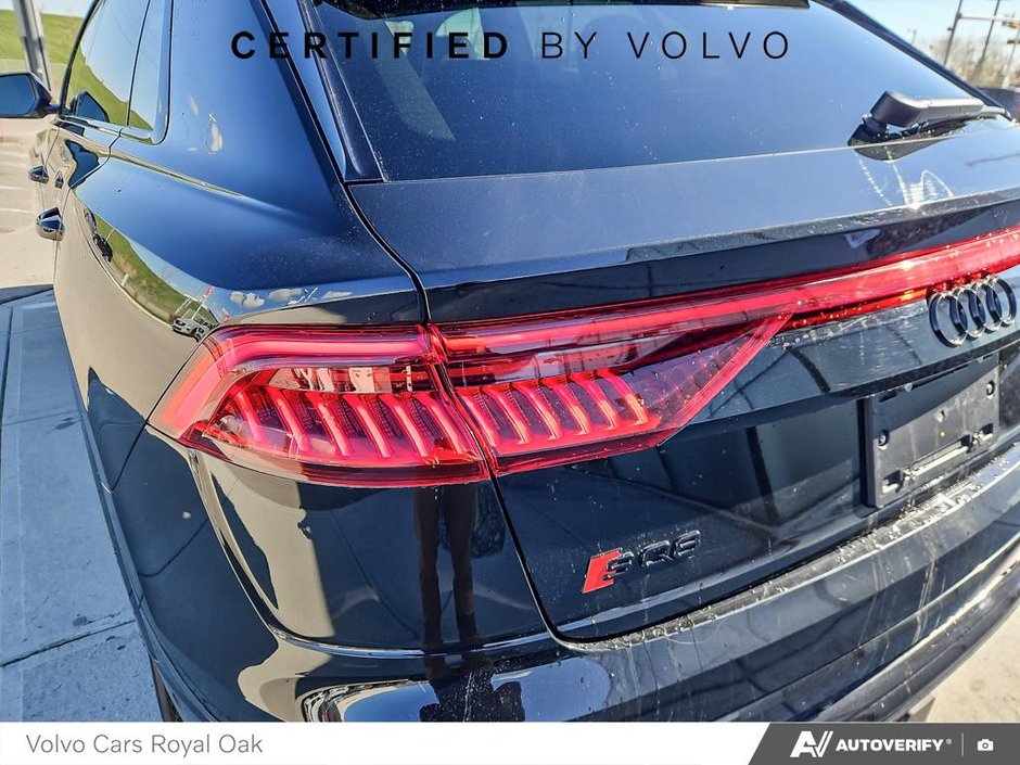2023 Audi SQ8 BASE-10