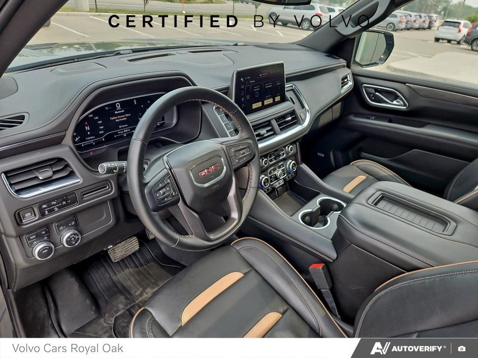 2023 GMC Yukon AT4-12