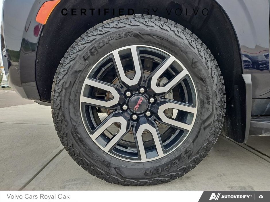 2023 GMC Yukon AT4-5