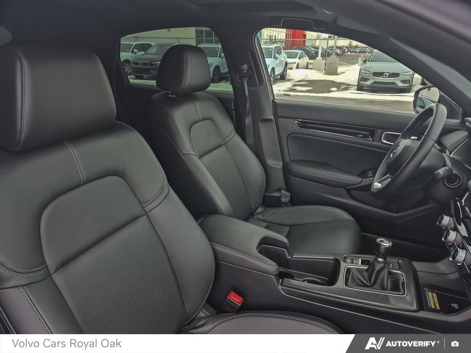 2024 Honda Civic Hatchback Sport Touring-21