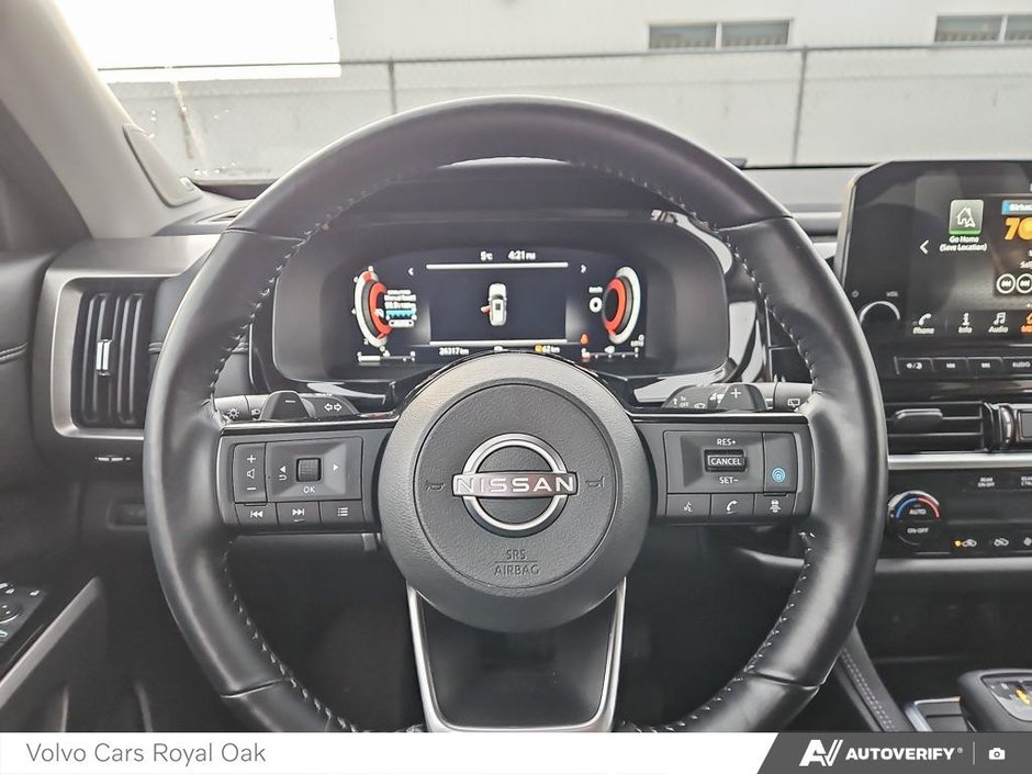 2023 Nissan Pathfinder Platinum-13