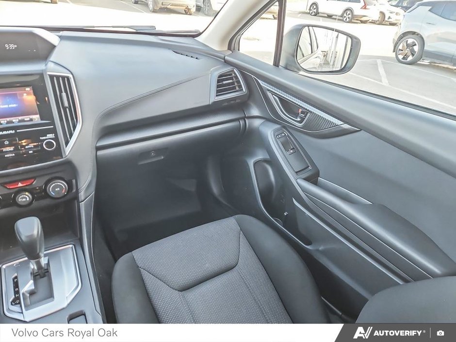 2019 Subaru Impreza BASE-24