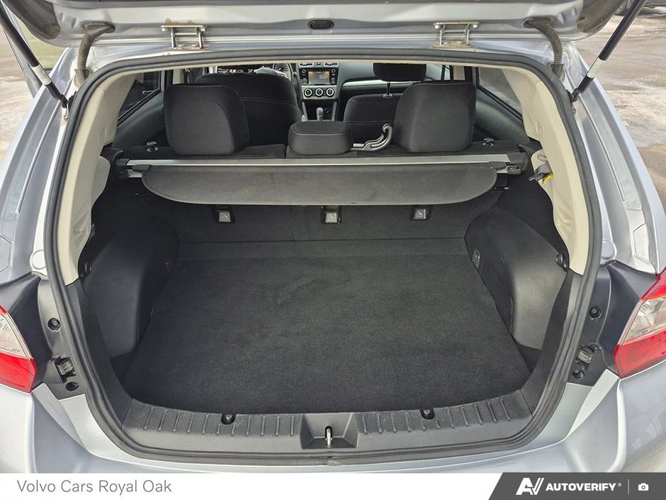 2015 Subaru XV Crosstrek 2.0i w/Touring Pkg-11