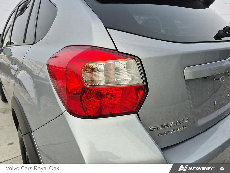2015 Subaru XV Crosstrek 2.0i w/Touring Pkg-10