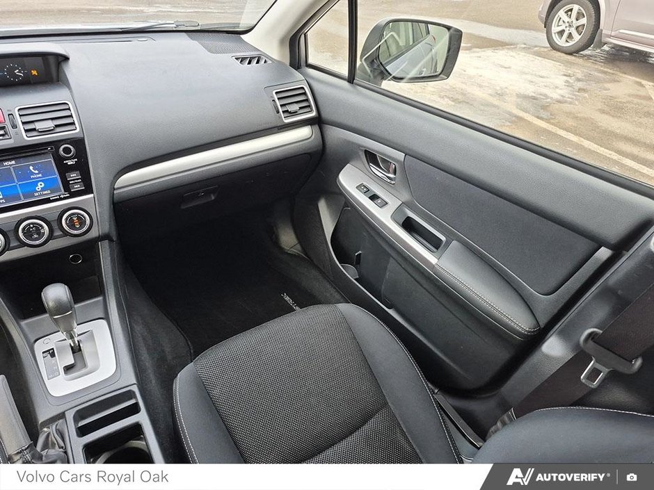 2015 Subaru XV Crosstrek 2.0i w/Touring Pkg-24