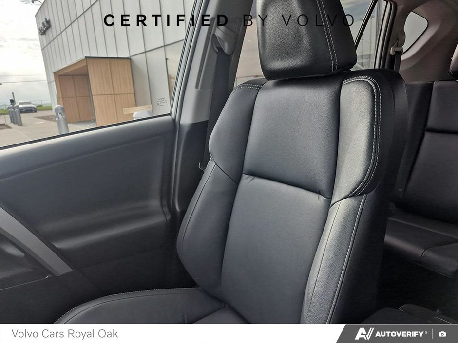 2017 Toyota RAV4 Limited-20