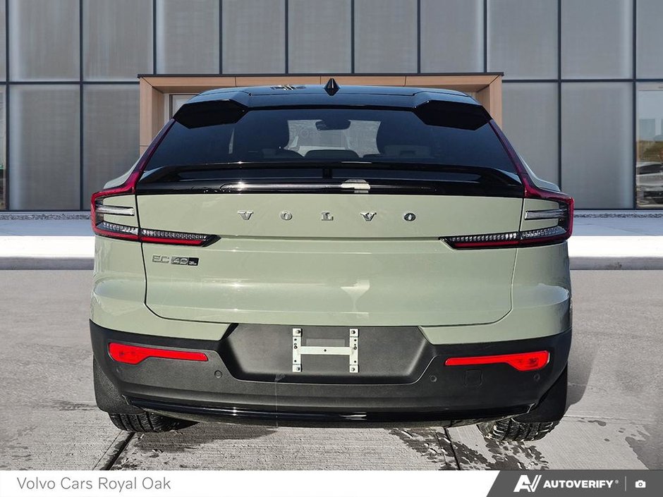 2025 Volvo EC40 Ultra-4