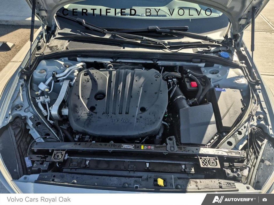 2025 Volvo V60 Cross Country Plus-9