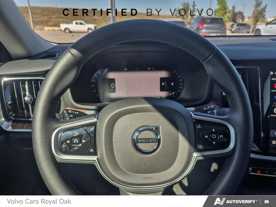2025 Volvo V60 Cross Country Plus-13