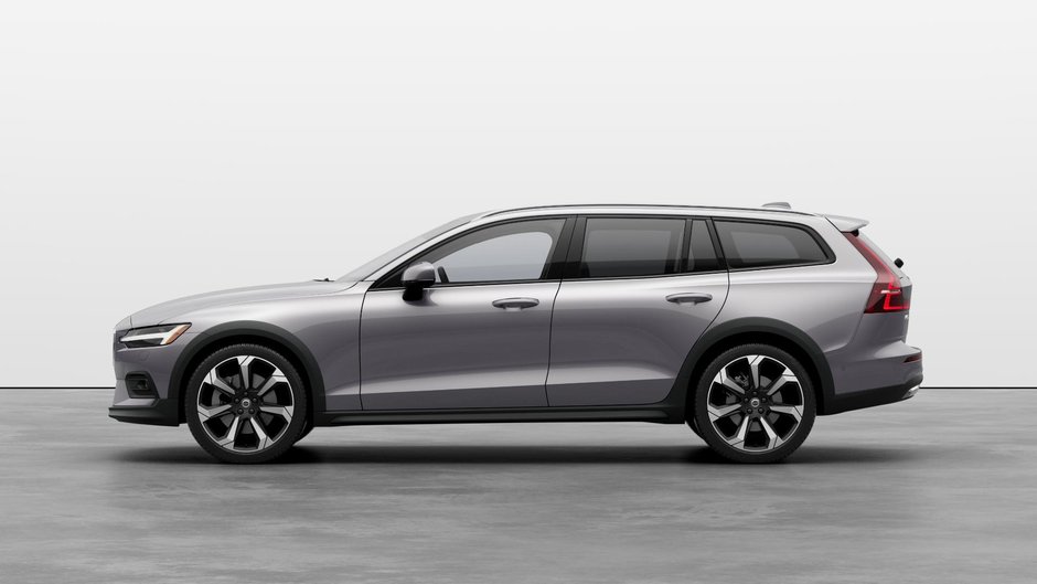 2026 Volvo V60 Cross Country Ultra-5