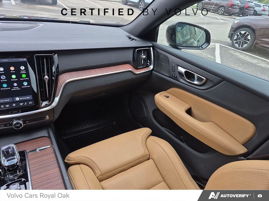 2026 Volvo V60 Cross Country Ultra-24