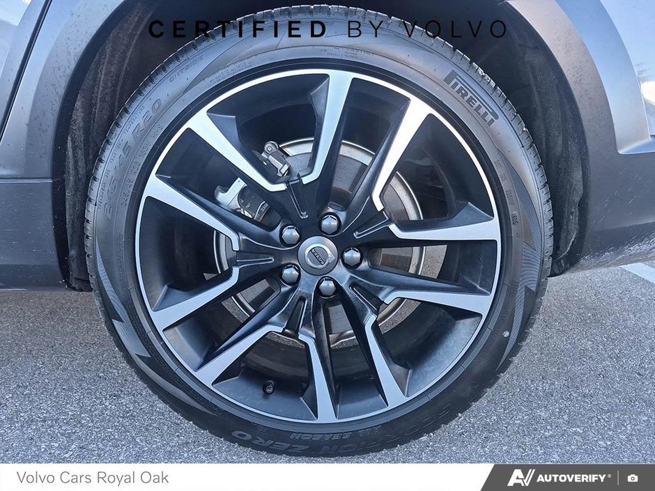 2026 Volvo V90 Cross Country Ultra-5
