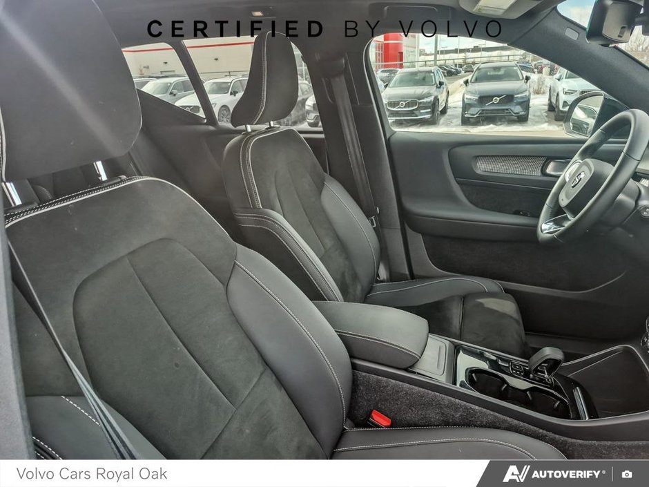 2022 Volvo XC40 Recharge Pure Electric Plus-21