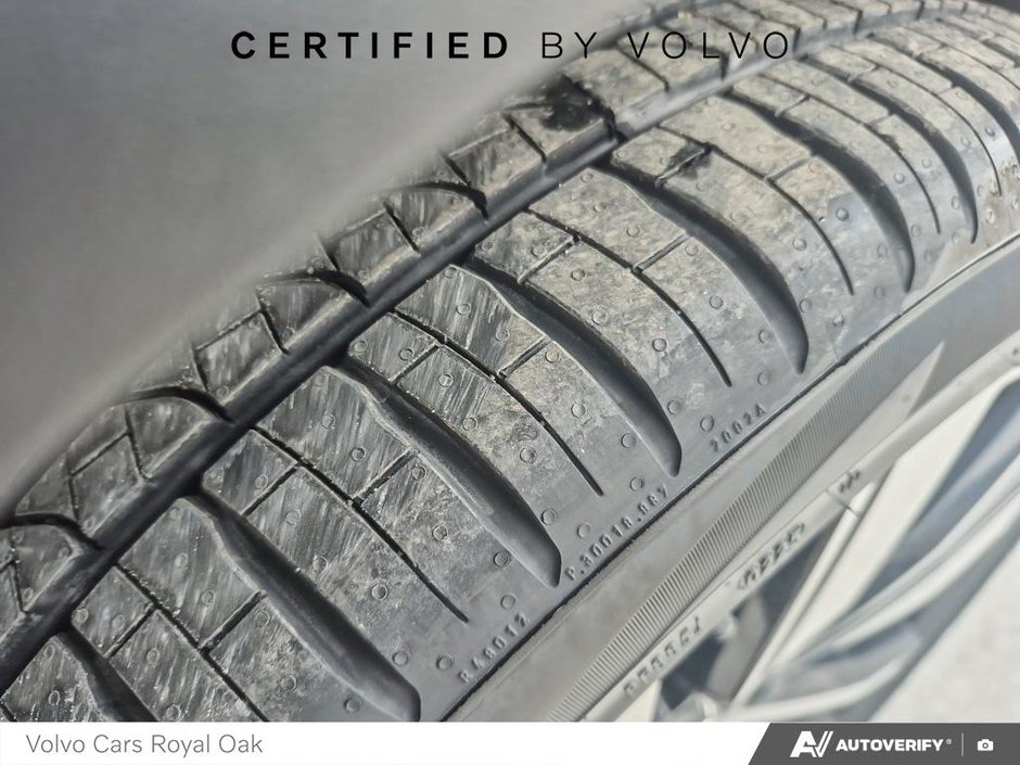 2022 Volvo XC40 Recharge Pure Electric Plus-6