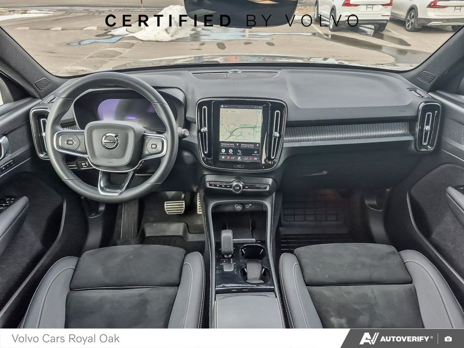 2022 Volvo XC40 Recharge Pure Electric Plus-23