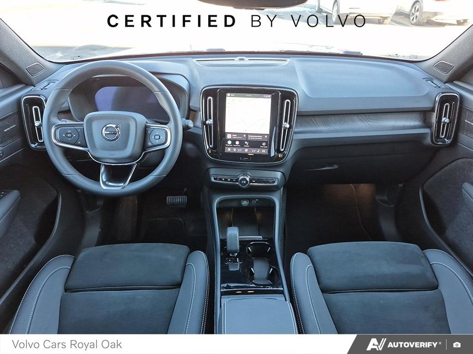 2023 Volvo XC40 Recharge Pure Electric Ultimate-24